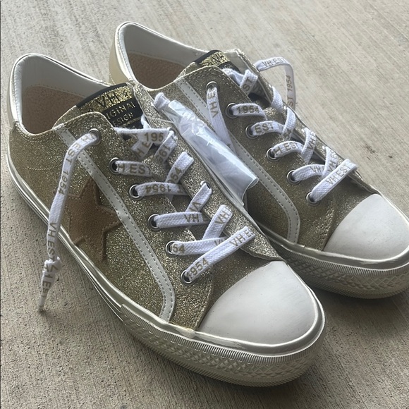 Vintage Havana Shoes - Vintage Havana Gold and White Sneakers